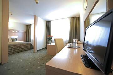 Фотографии Отель Hotel Cieplice г. Еленя-Гура (Польша) №4 Фото Отель Hotel Cieplice г. Еленя-Гура 4